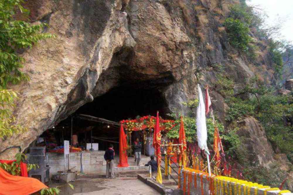 VAISHNODEVI AMRITSAR WITH SHIVKHORI Image 5