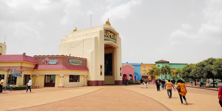 Ramoji Film City Day Tour